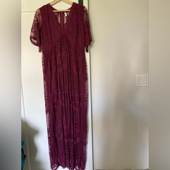 SOLD - Pinkblush lace overlay maternity maxi dress - Picture 2 of 4